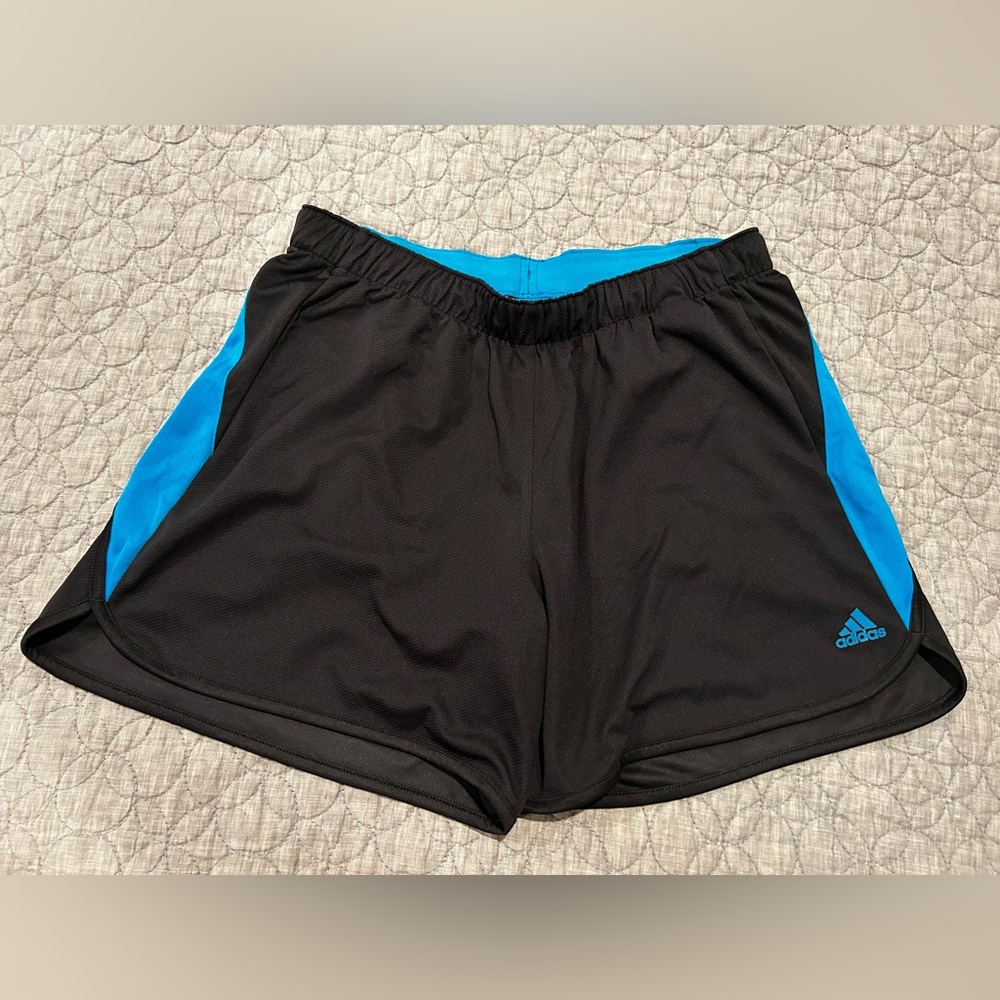 Adidas Women's Climalite Black & Blue
Shorts sz M